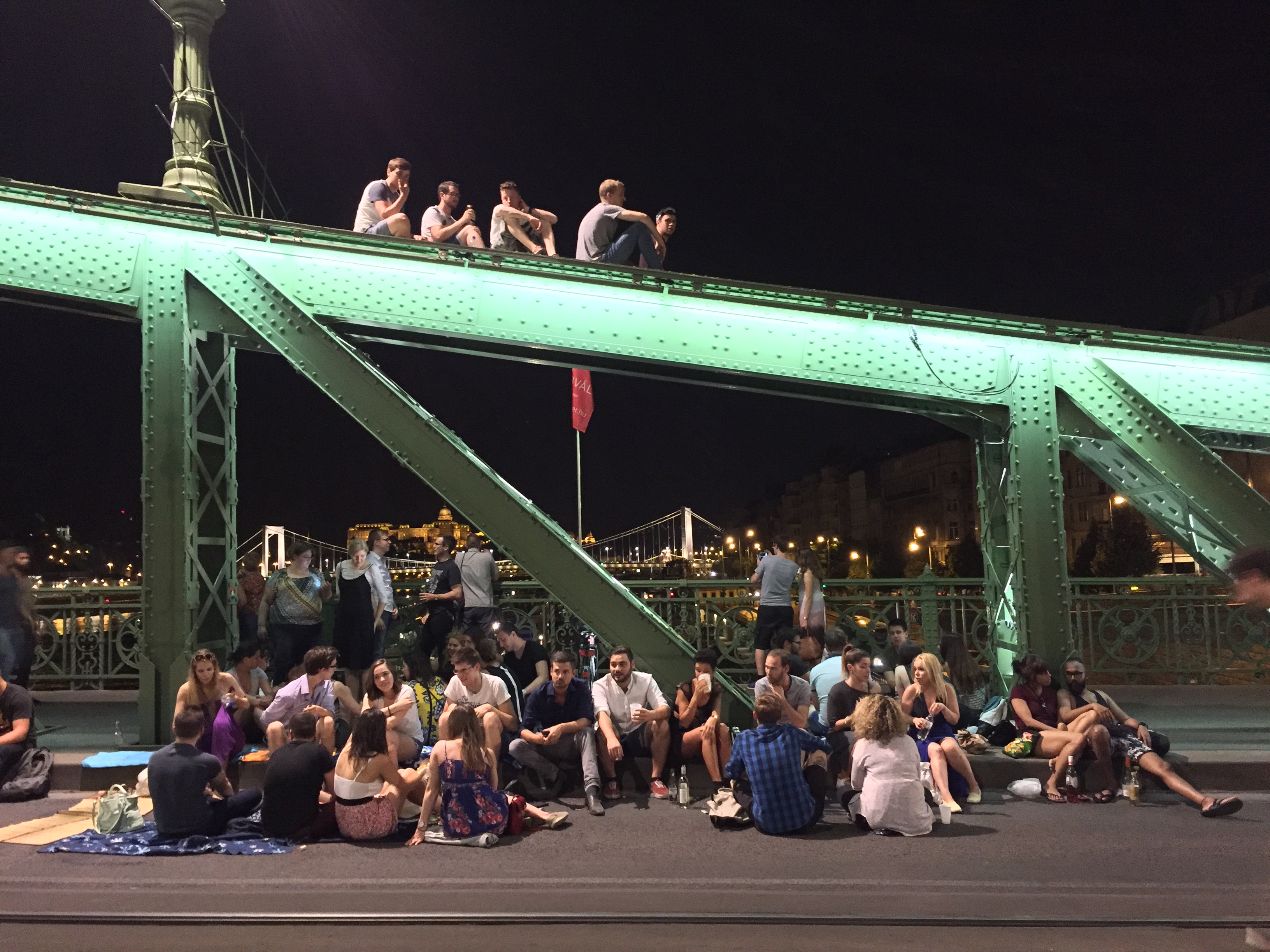 The Liberty bridge as public space. Photo by Levente Polyak