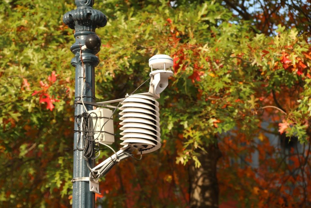 Monitoring sensor