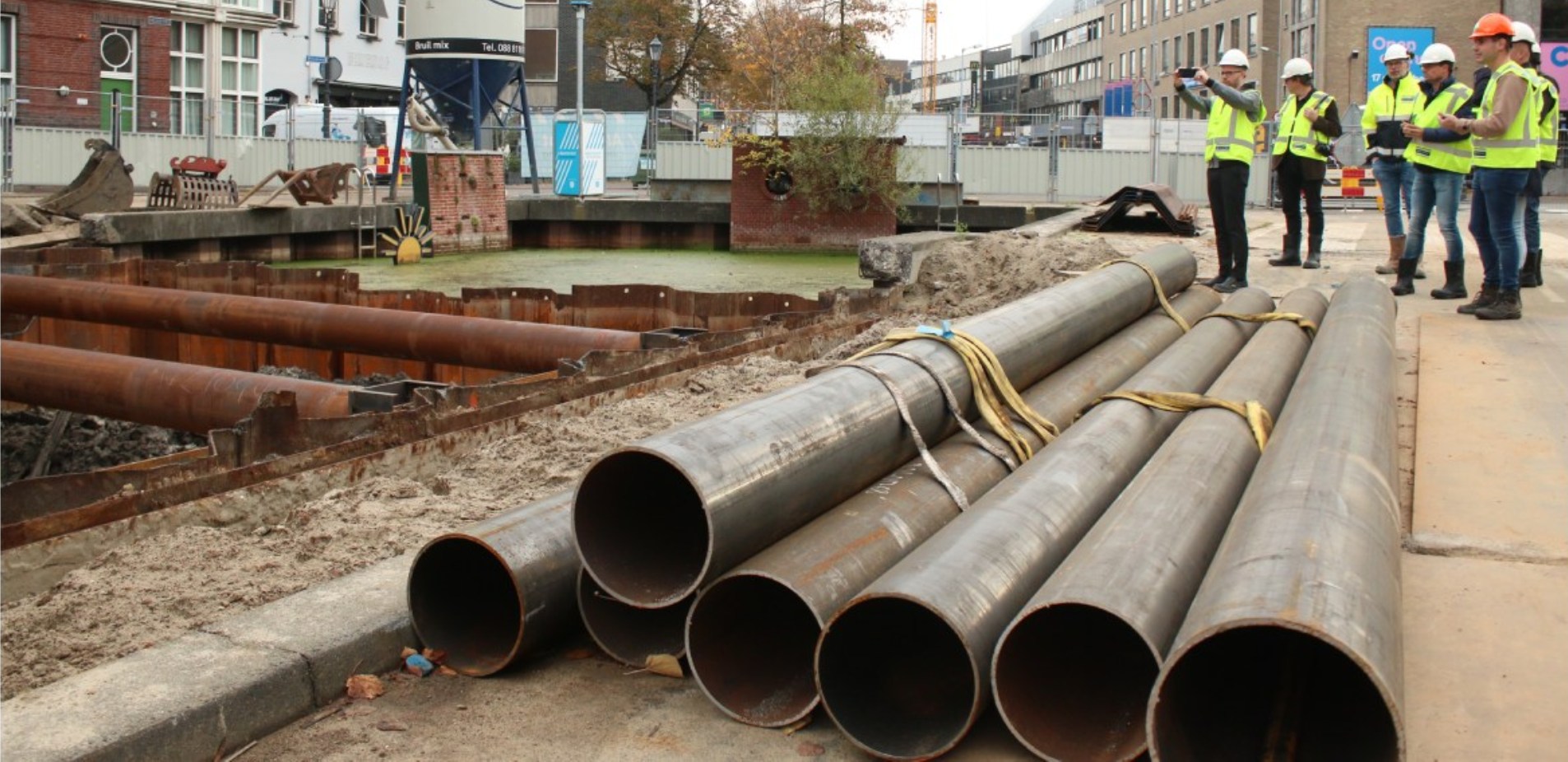 Steel pipes