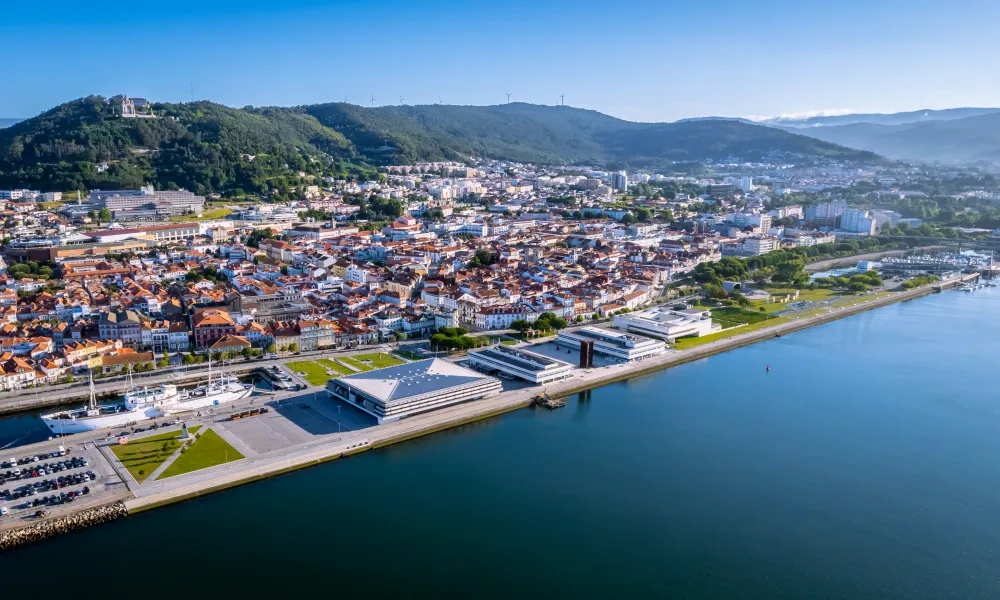 Cover photo Viana Starts