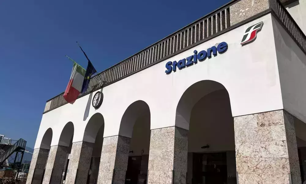 Art2_f1.jpg Statione