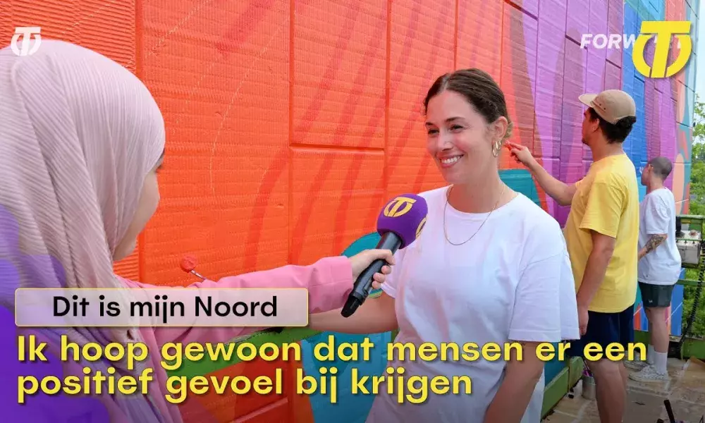 T-reporters interviewing artist working on the Women Empowerment mural in North Tilburg