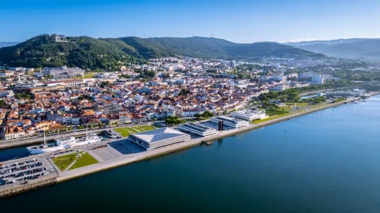 Cover photo Viana Starts