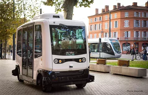 LINC autonomous vehicle LINC autonomous vehicle