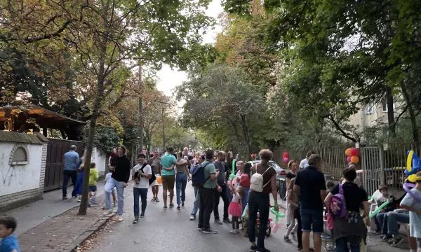 Ménesi Street Parade. Photo by Levente Polyák