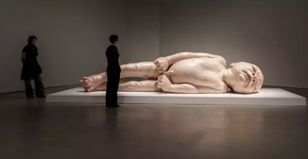 Ron Mueck – Art and Life - ARoS