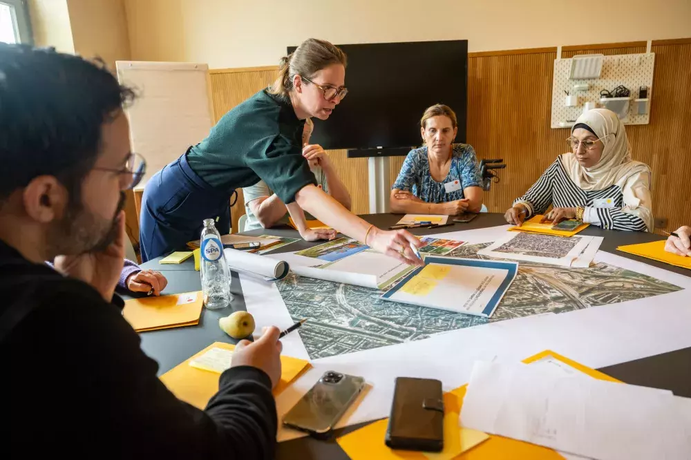 During the co-creation phase, the citizens’ assembly worked in different thematic groups – Copyrights: City of Mechelen.