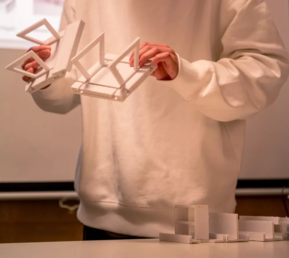 Viana STARTS moves forward by building together