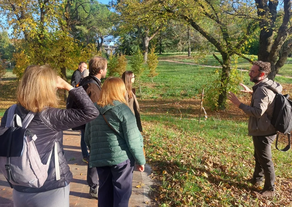 Prof. Barbaresi describing the current hydraulic conditions during a site visit in Parco Gatti in Faenza, site of the future Multi Resilience Park. (Copyright: Marco Affronte))