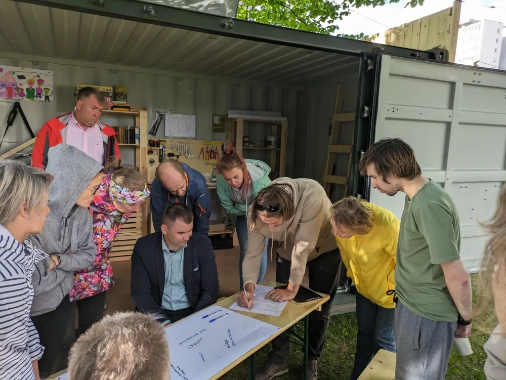 Courtyard renovation co-design session with residents. Source: City of Tallinn